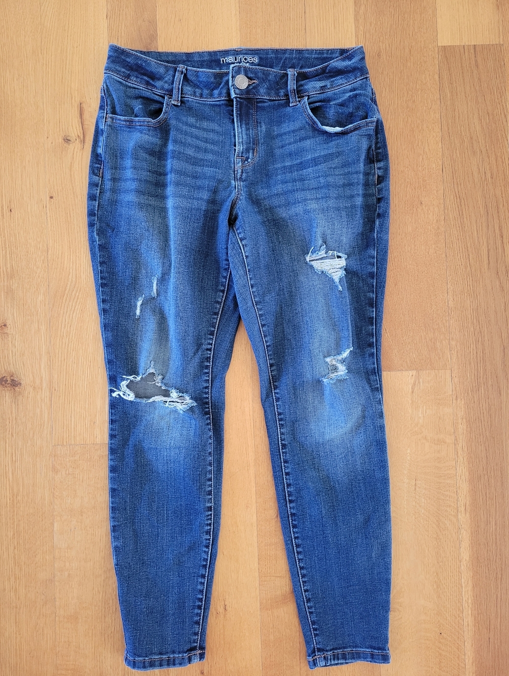 Womens size medium short Jeans
